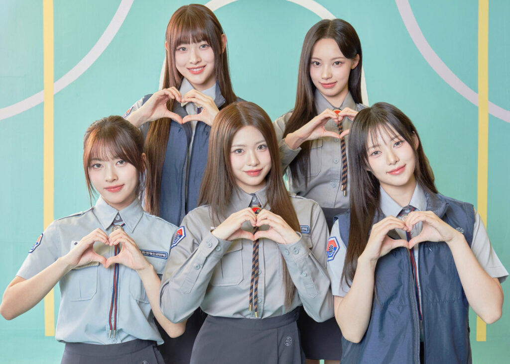 리센느 하트 포즈 촬영컷